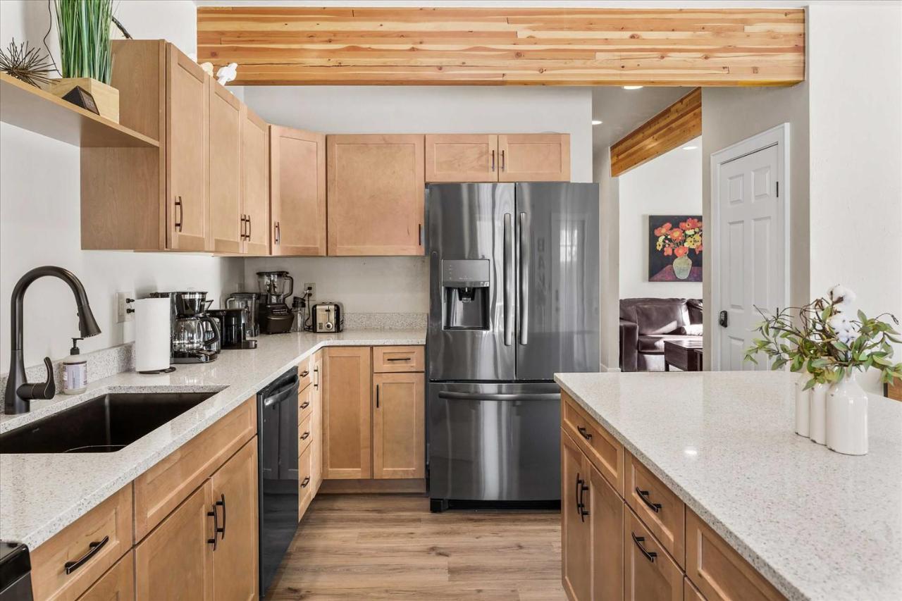 Modern Red Lodge Cabin - Walk To Broadway Ave 외부 사진